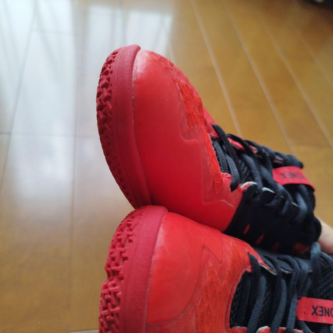 YONEX 26.5cm パワークッション カスケードアクセル 画像確認