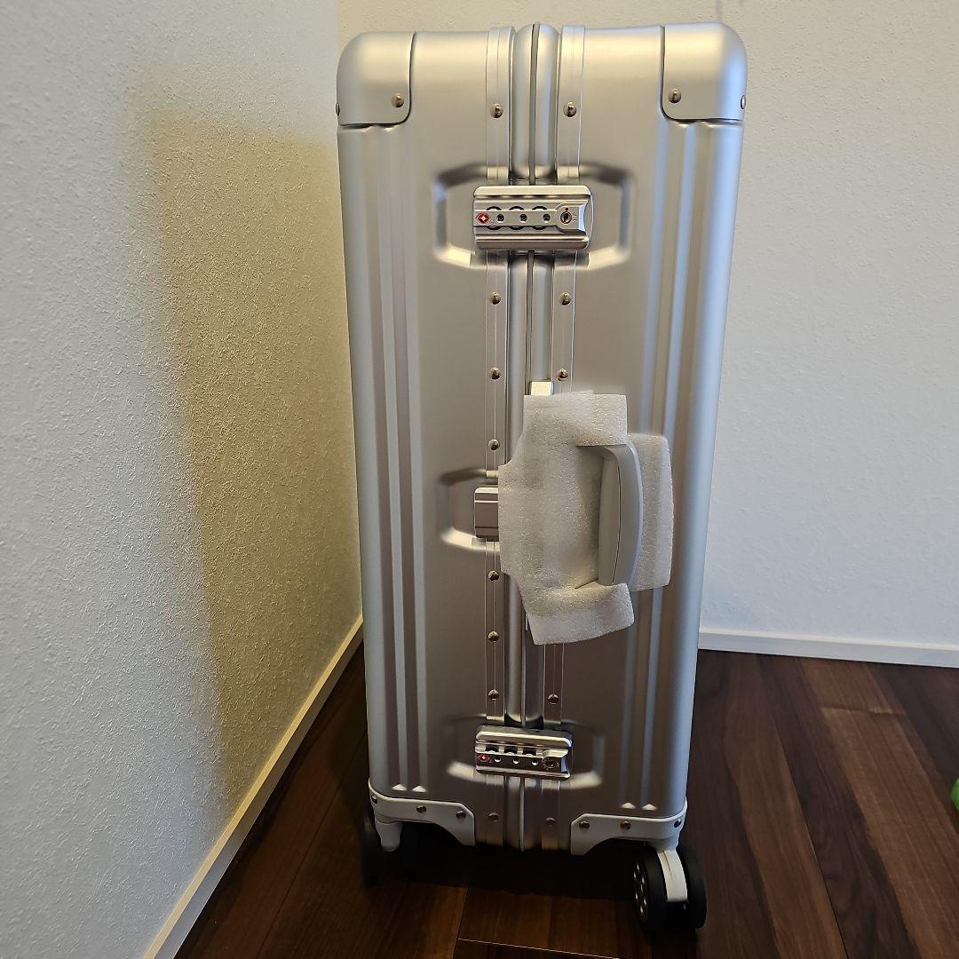 gyozadaisuki　ルセデス　ベンツ　非売品　キャリーケース　新品