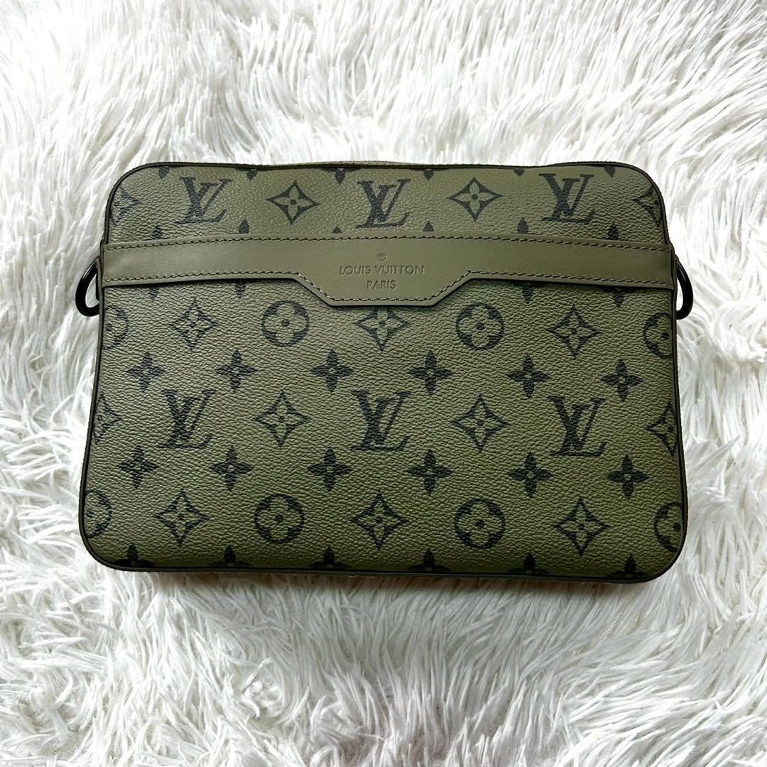 レアカラー ✨未使用に近い❗️ルイヴィトン トリオメッセンジャー m23783