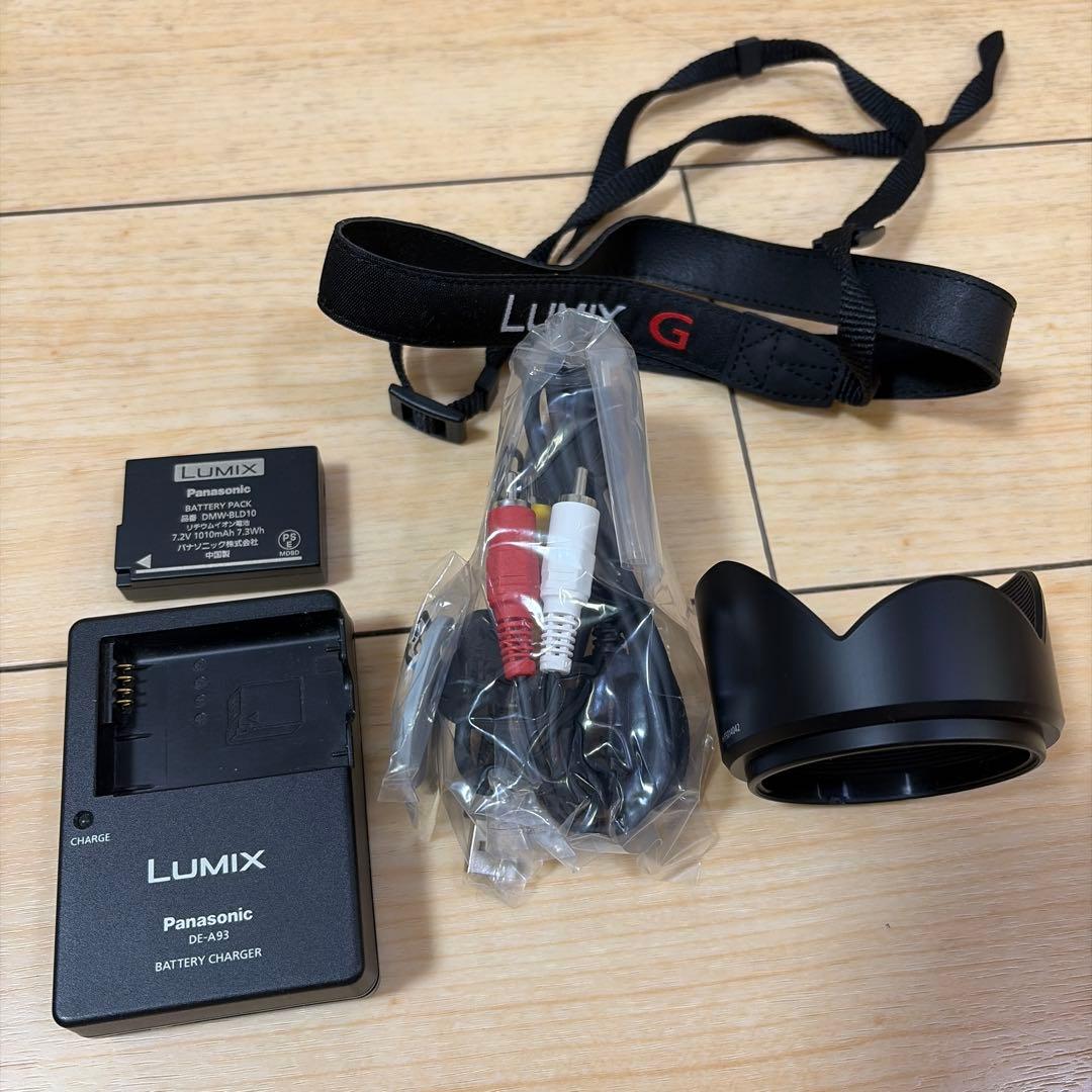 Panasonic LUMIX GF2 ダブルレンズキット ホワイト