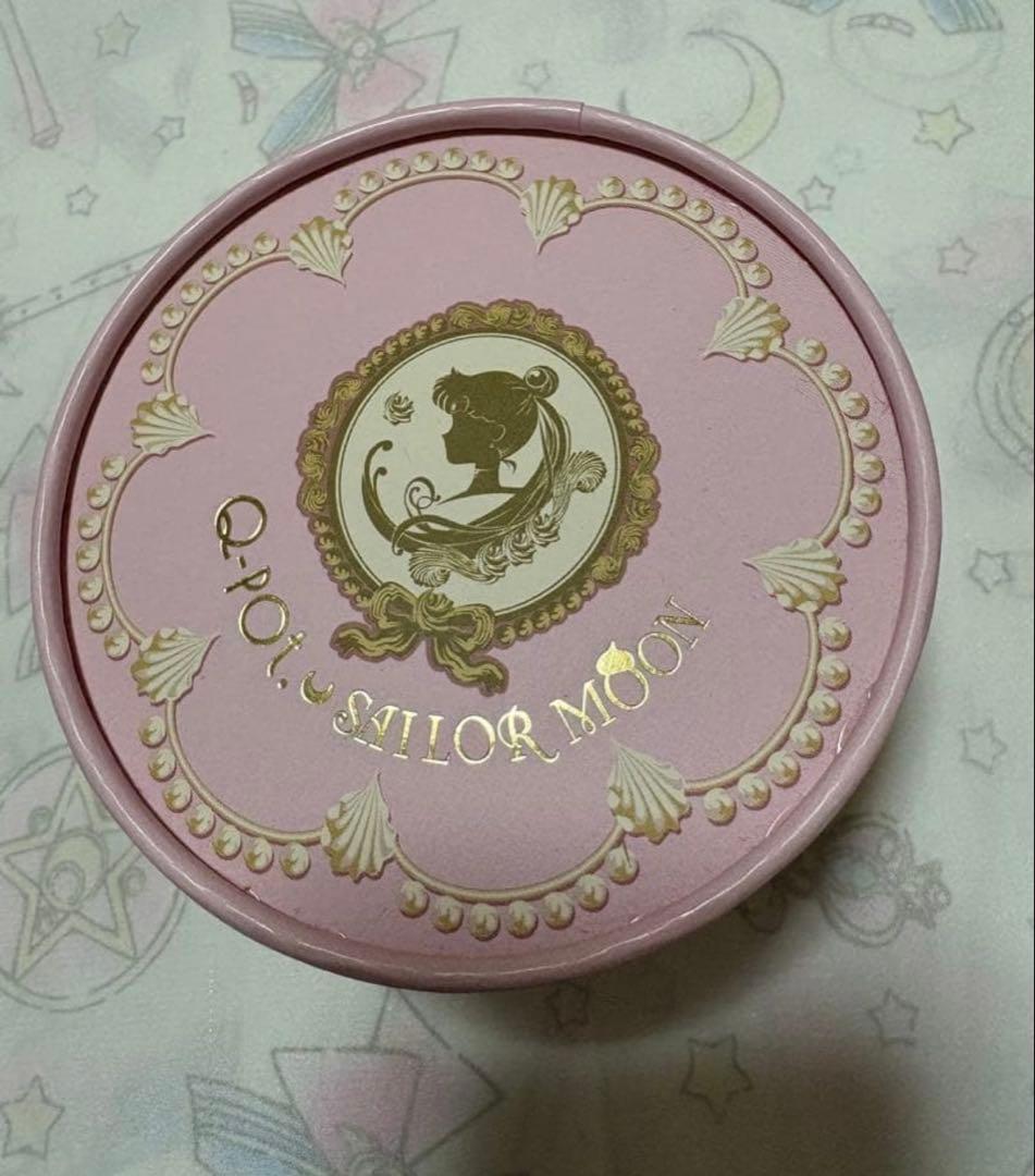 セーラームーン q-pot ムーンフェイズの懐中時計 ネックレス 再販