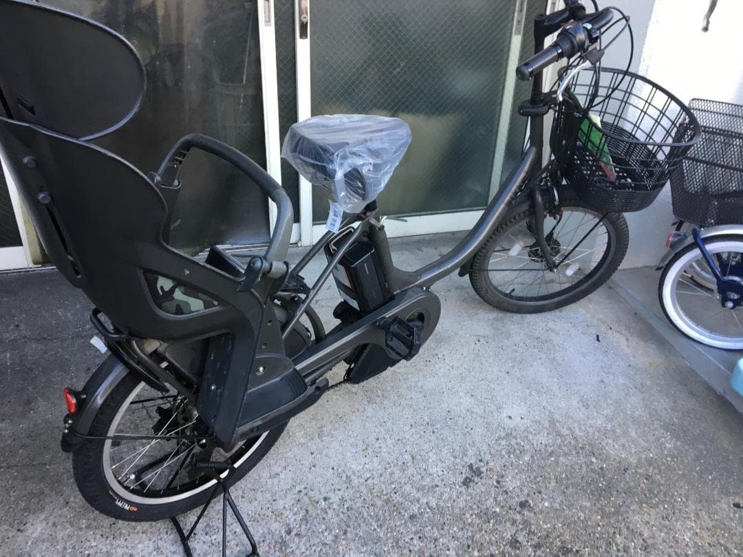 地域限定送料無料　ビッケ　子供乗せ　12,3AH　黒系　神戸市　電動自転車