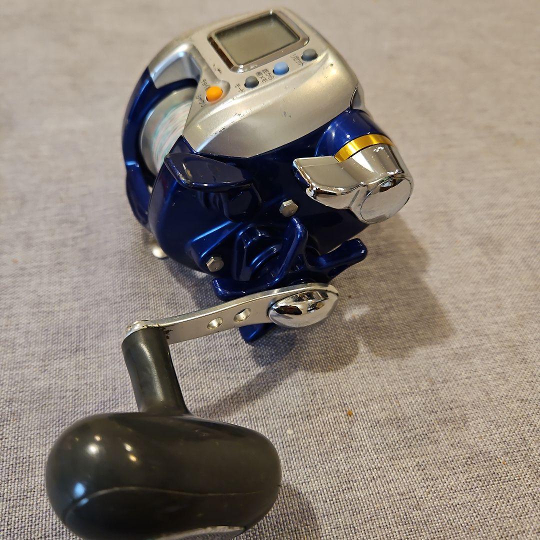 らいおんさん専用　ダイワ電動リール 400FBe デジタル表示 青 シルバー