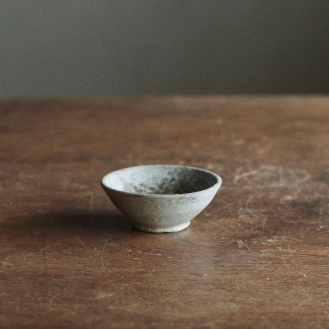 李朝 白磁 盃 ぐい呑み 古道具 古美術 朝鮮美術