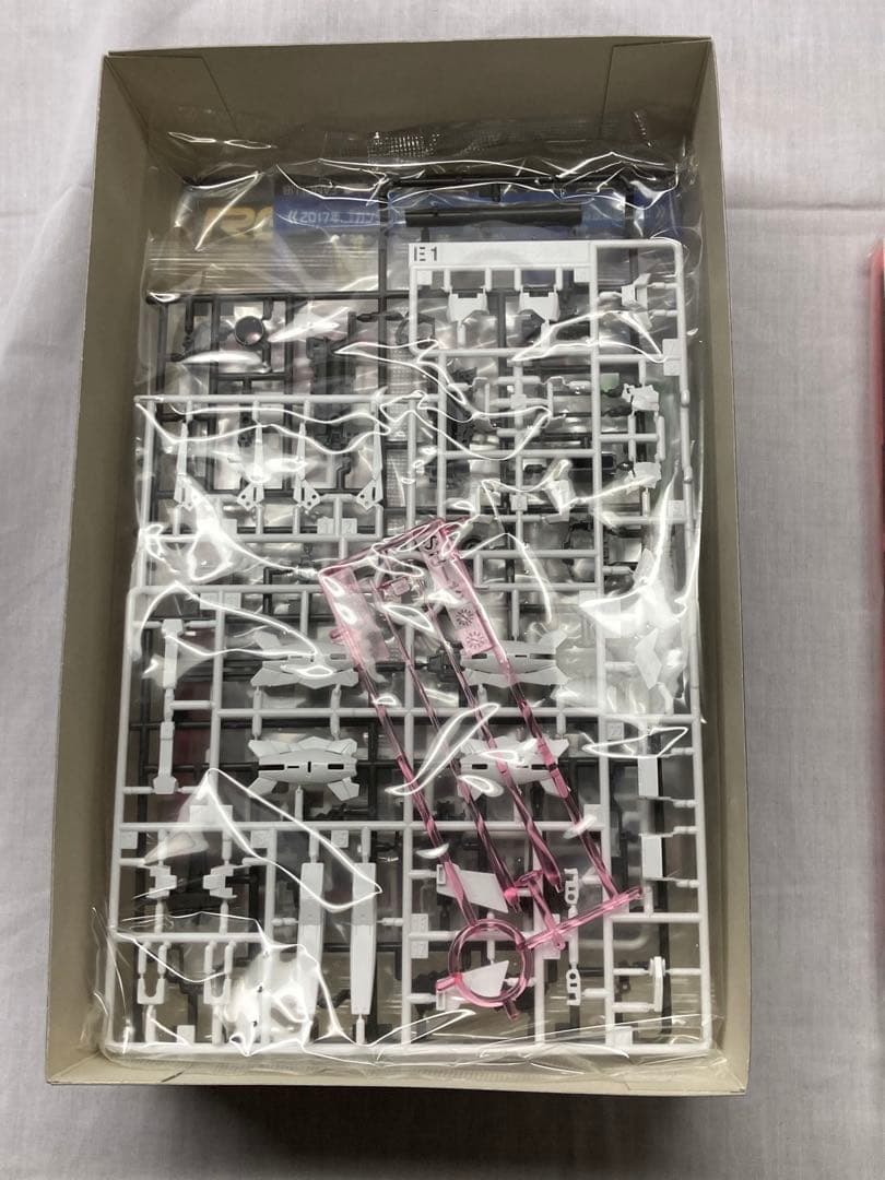 HG１／144ユニコーンガンダム３号機 フェネクス RG ユニコーンガンダム