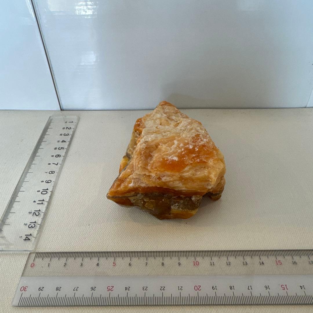 松田　2点　北海道石　然別オパール　蛍光オパール324g、84g