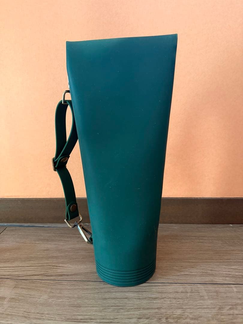 ラフロイグ　ロゴ入り　ボトル　ブーツ型ボトルケースのみ