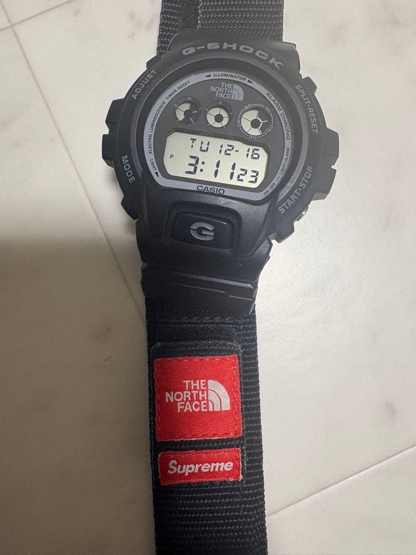 専用　supreme northface コラボ G-SHOCK