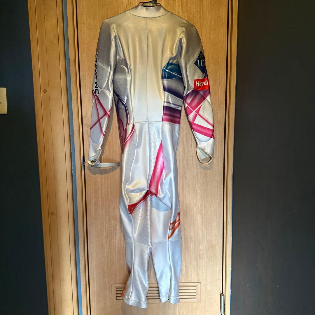 オンヨネスキー全身スーツ ホワイト系