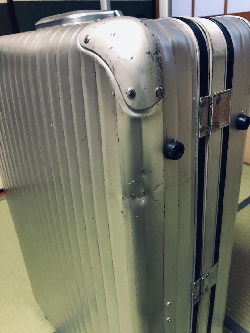 【値下げ】RIMOWAリモワシルバー スーツケース2輪キャリーケースビンテージ