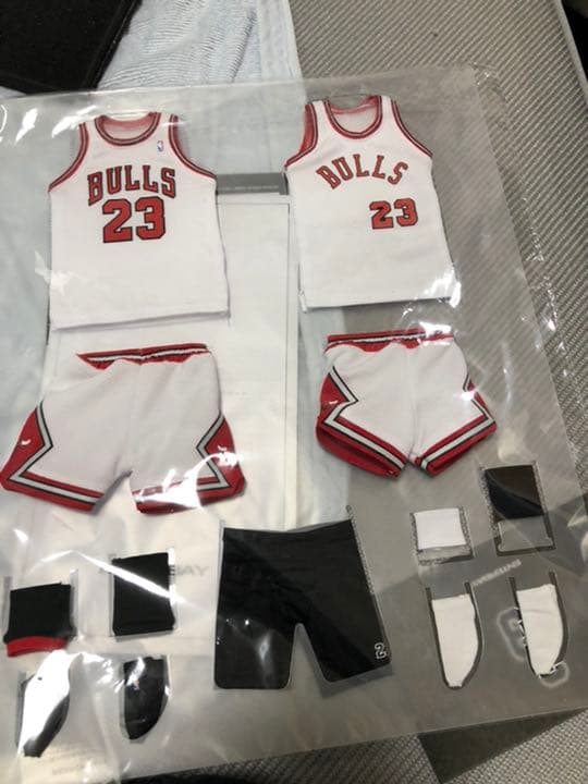 NBA フィギュア　エンターベイ　マイケル　ジョーダン　ファイナルエディション