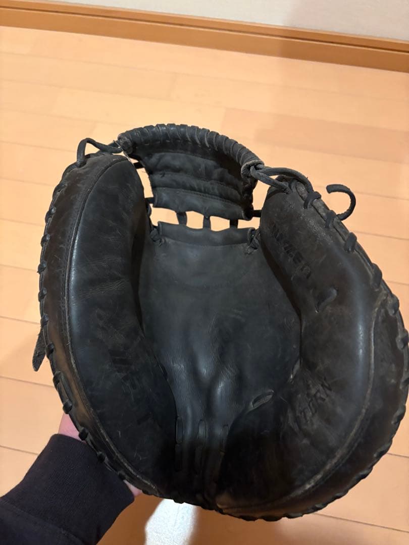 即戦力！！ZETT ブラック オーダー硬式グローブ