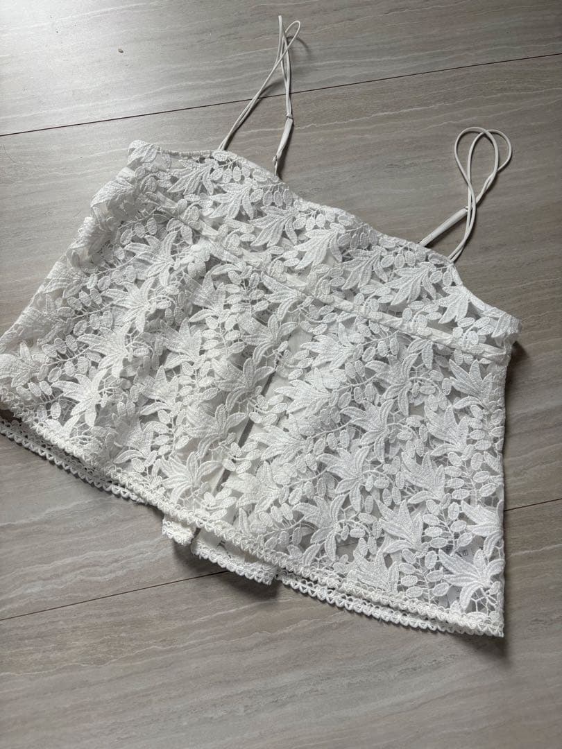 iena 刺繍レースキャミソール