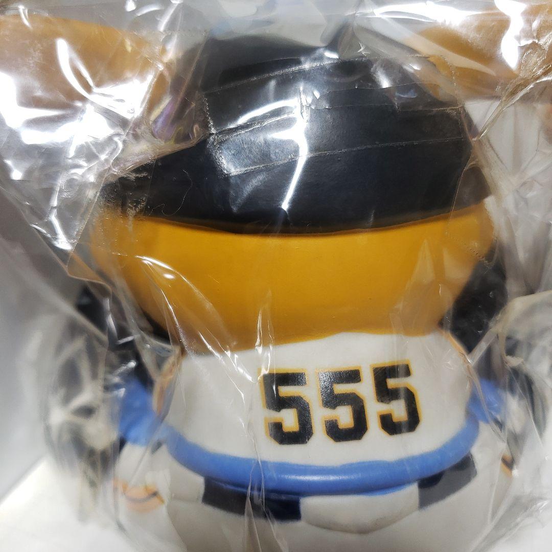 読売ジャイアンツジャビット君ソフビ貯金箱セットです。