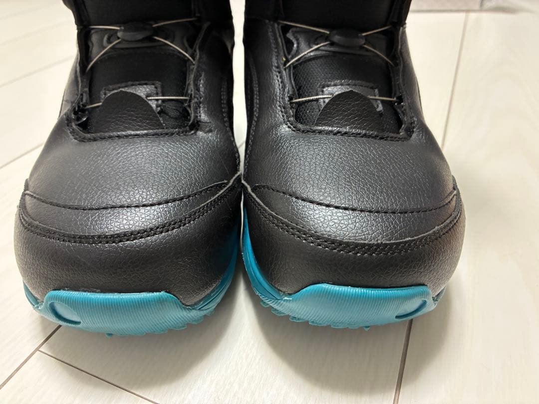 【極美品】使用5回未満 ダイヤル式　スノーボードブーツ 25cm ジュニア