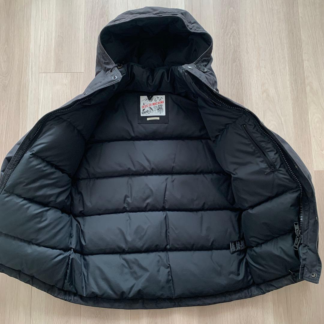 DEUS EX MACHINA デウス　ブラックダウンジャケット　Mサイズ