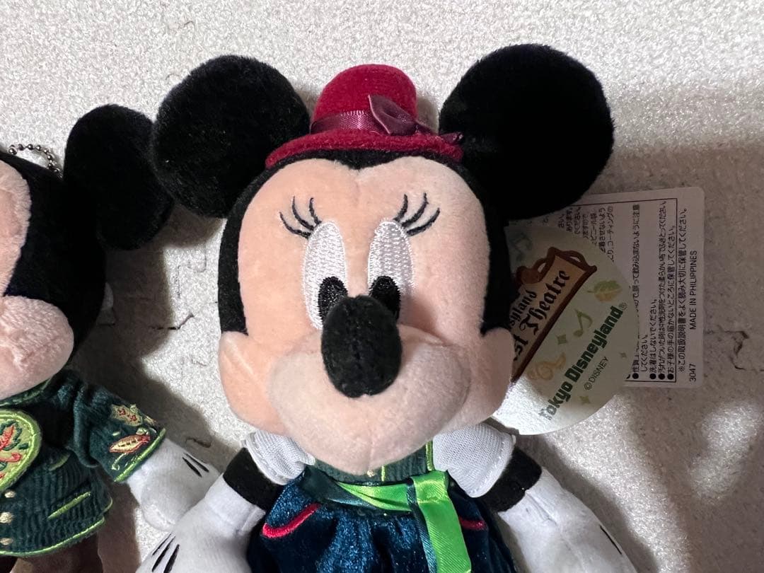 タグ付き　マジカルミュージックワールド　ミッキー ミニー　ぬいぐるみバッジセット