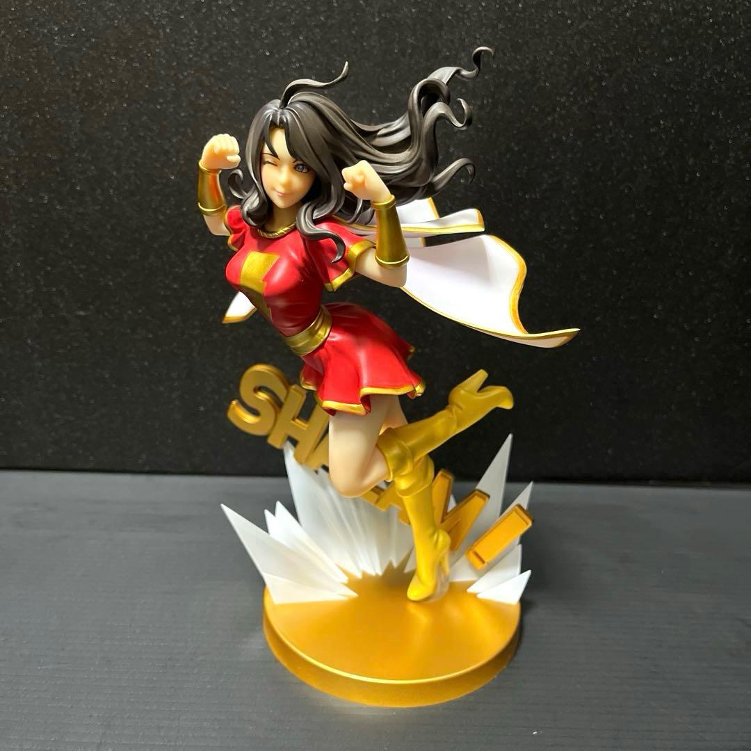 メアリー　シャザム！　コトブキヤ　美少女シリーズ　フィギュア　山下しゅんや　DC