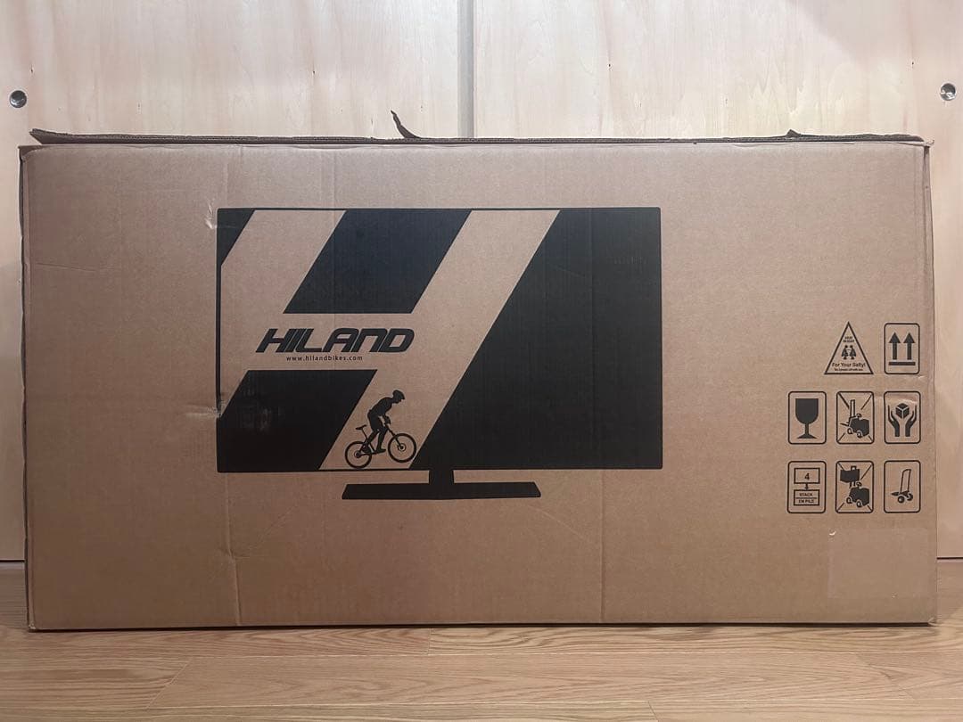 はるとふく　　新品　HILAND クロスバイク