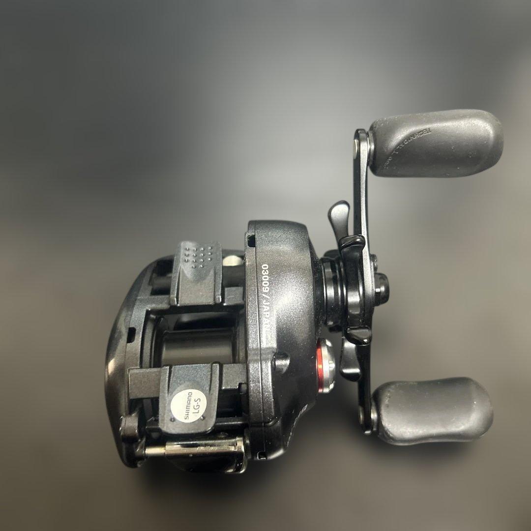 シマノ 12アルデバラン BFS XG 左巻き