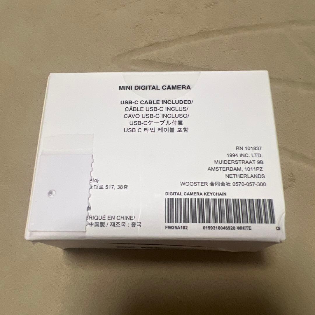 新品未使用　Supreme Digital Camera Keychain