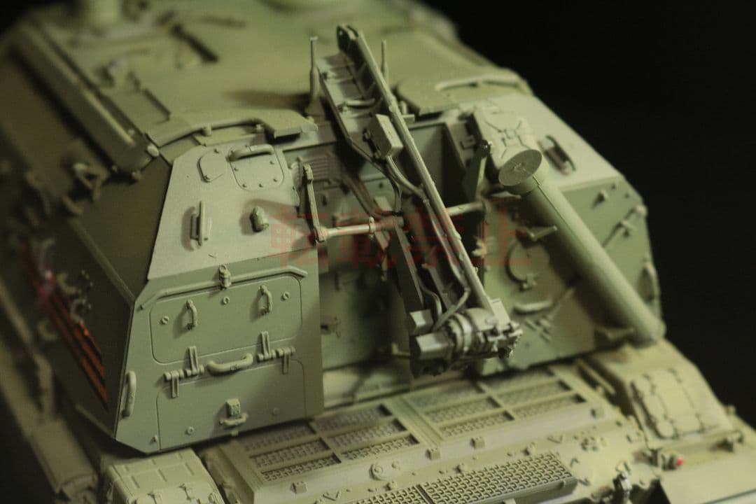 完成品 1/35 ロシア軍 2S19 ムスタS プラモデル ズベズダ