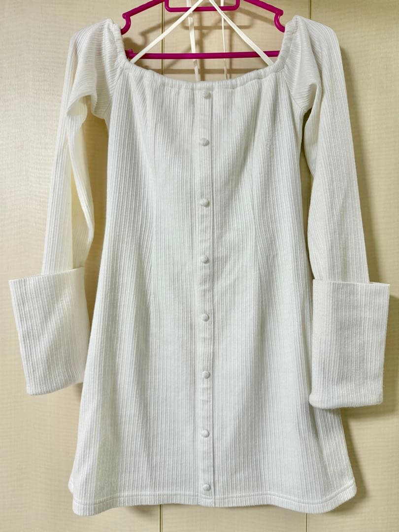 今月中値下げ⭐︎M me eme 2wayフェザーカラーミニワンピースアイボリー