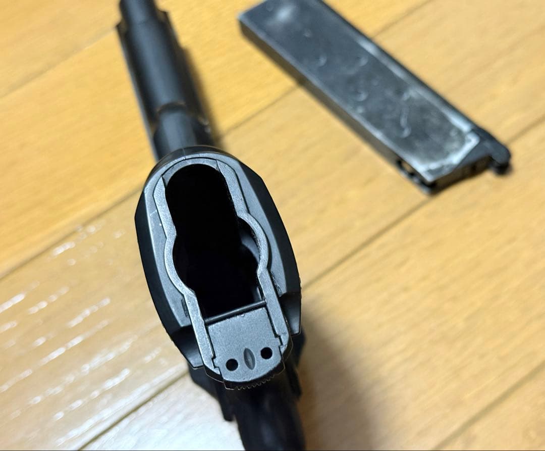 東京マルイ V10ULTRA COMPACT ガスブローバック GBB V10