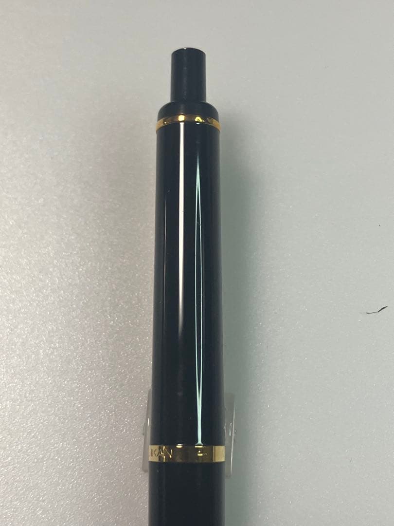 Pelikan ペリカン　K200 ボールペン　黒　雛２羽
