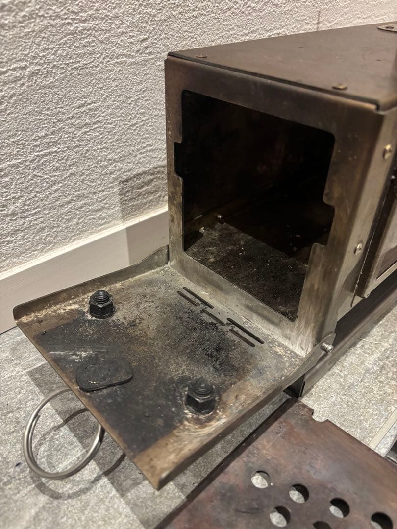 スームルーム　薪ストーブ　TOPON