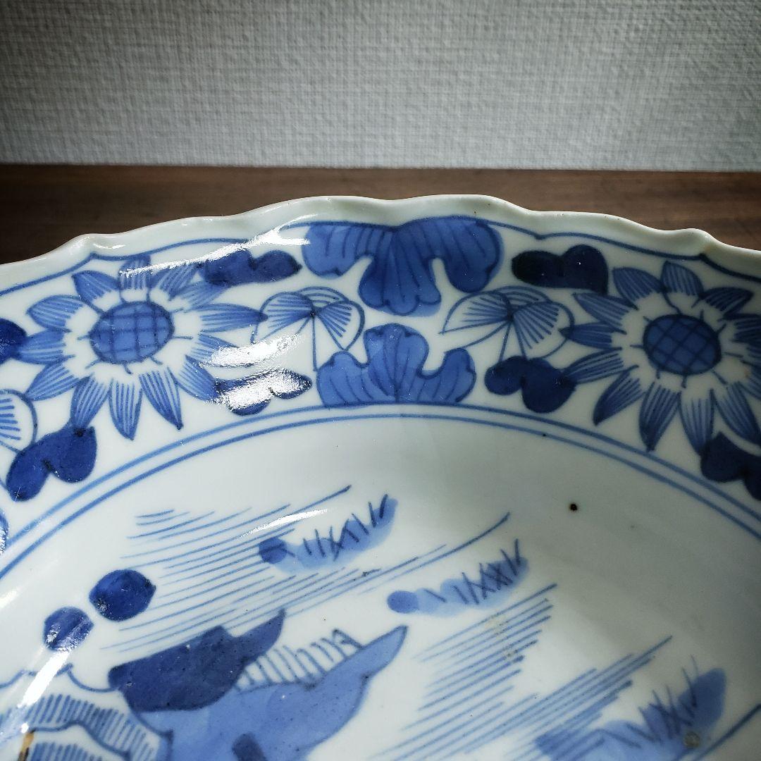 古伊万里　鉢　染付　山水図　草花蝶　唐草　花蝶模様　輪花　江戸　明治