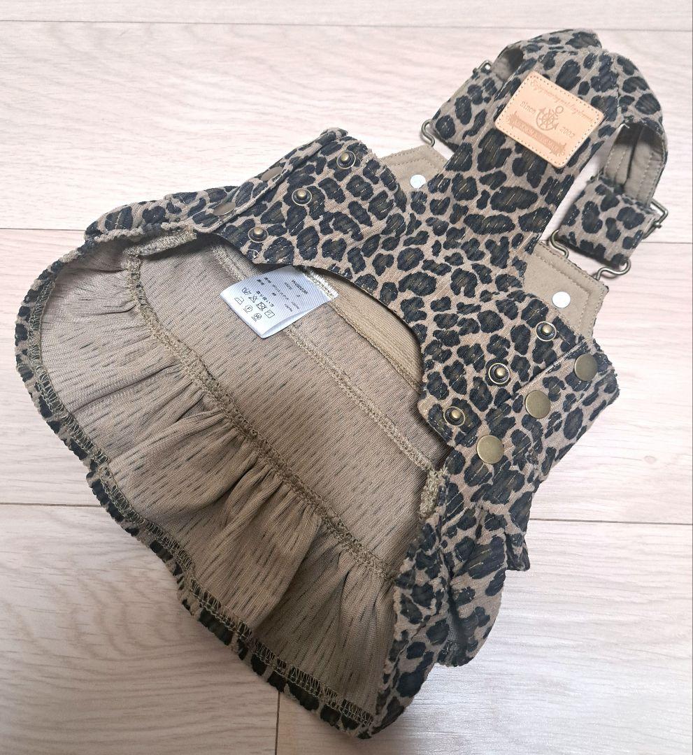 アズノウアズデワン　レオパード柄サロペスカート