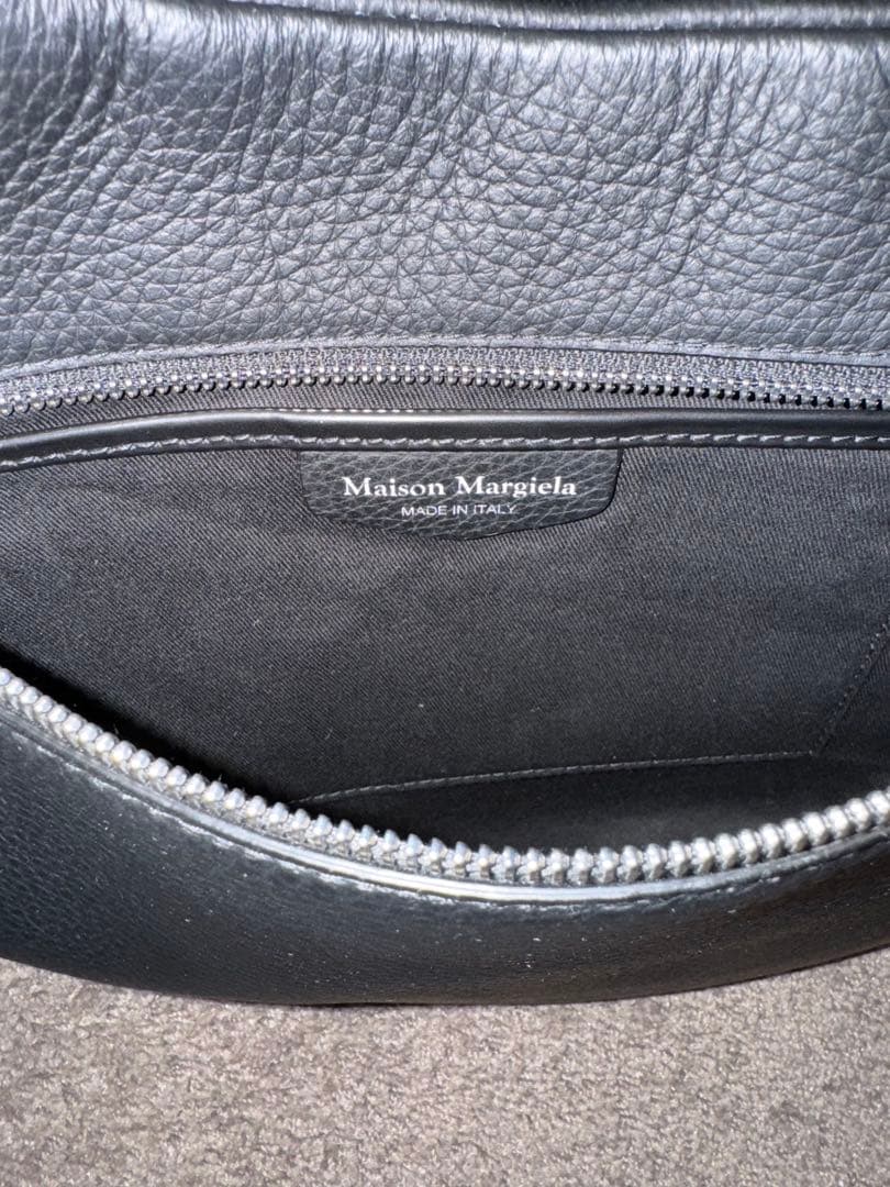 マルジェラ　5AC ボディー バックSB1WG0017 P4746