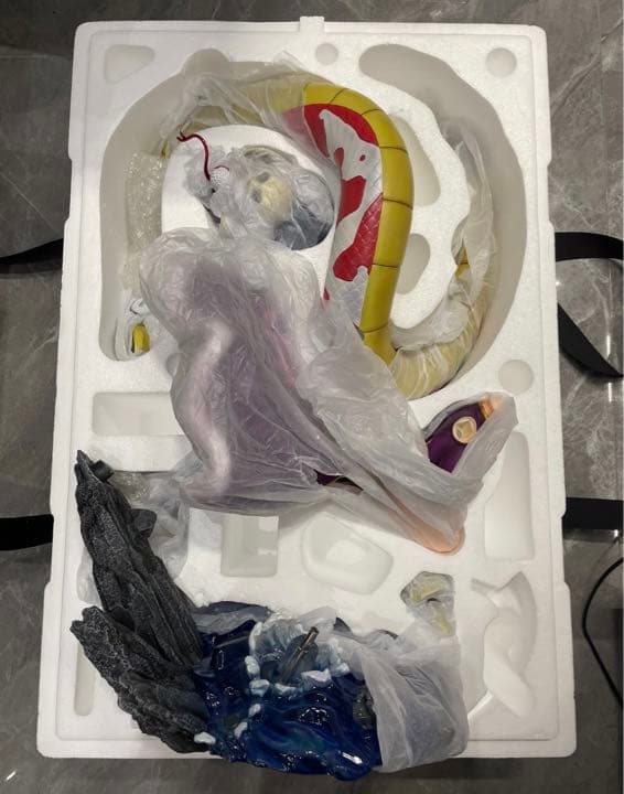 ワンピース ハンコック 1／4スケール フィギュア ガレージキット