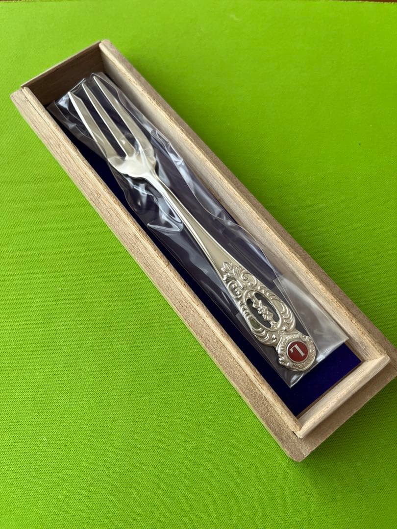 新品 silver950刻印スプーン2本 フォーク2本 木箱入り4本セット
