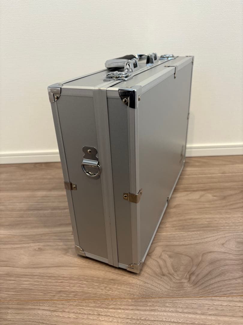 TOYGER CEO Storage アタッシュケース シルバー