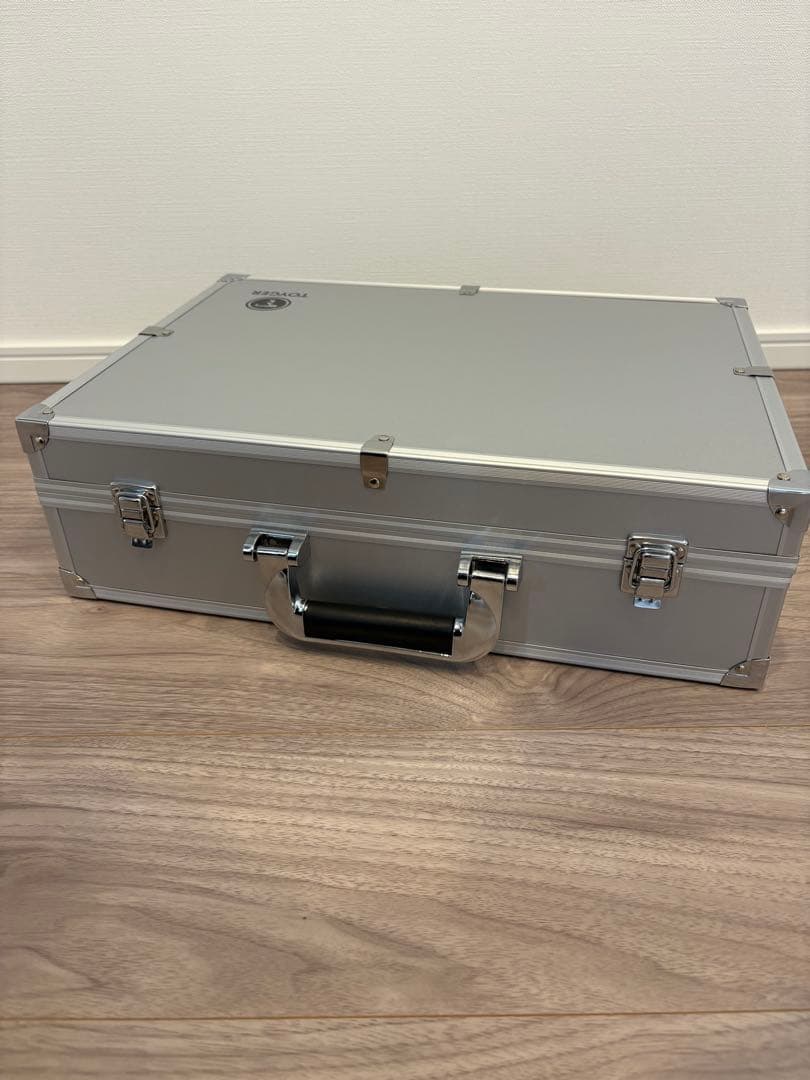 TOYGER CEO Storage アタッシュケース シルバー