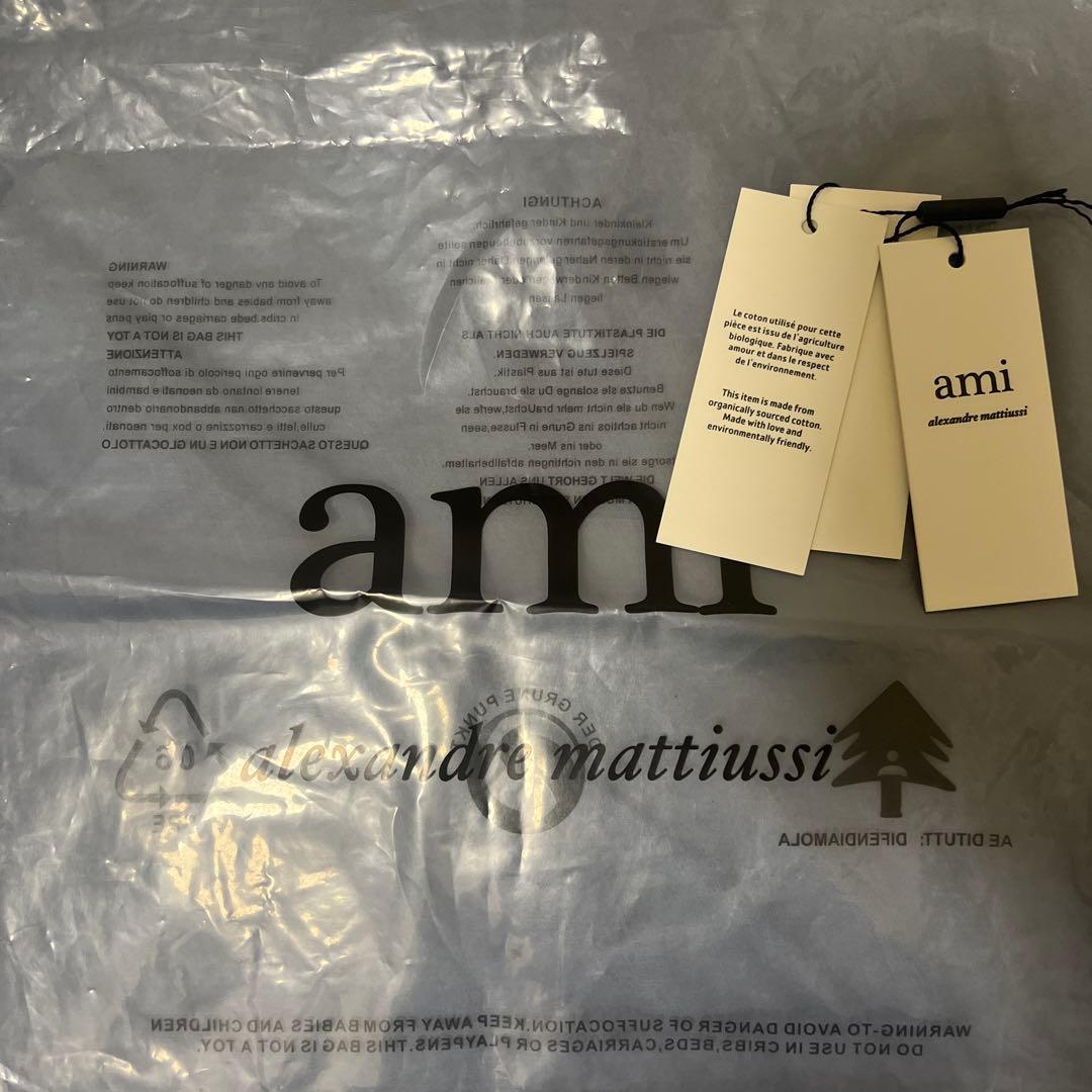 AMI PARISダークグレー ポロシャツ ハート刺繍 極美品です