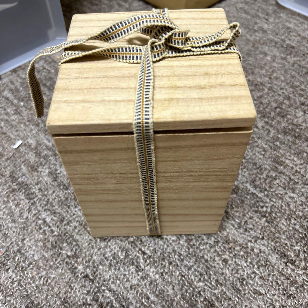 ④金城次郎　壺