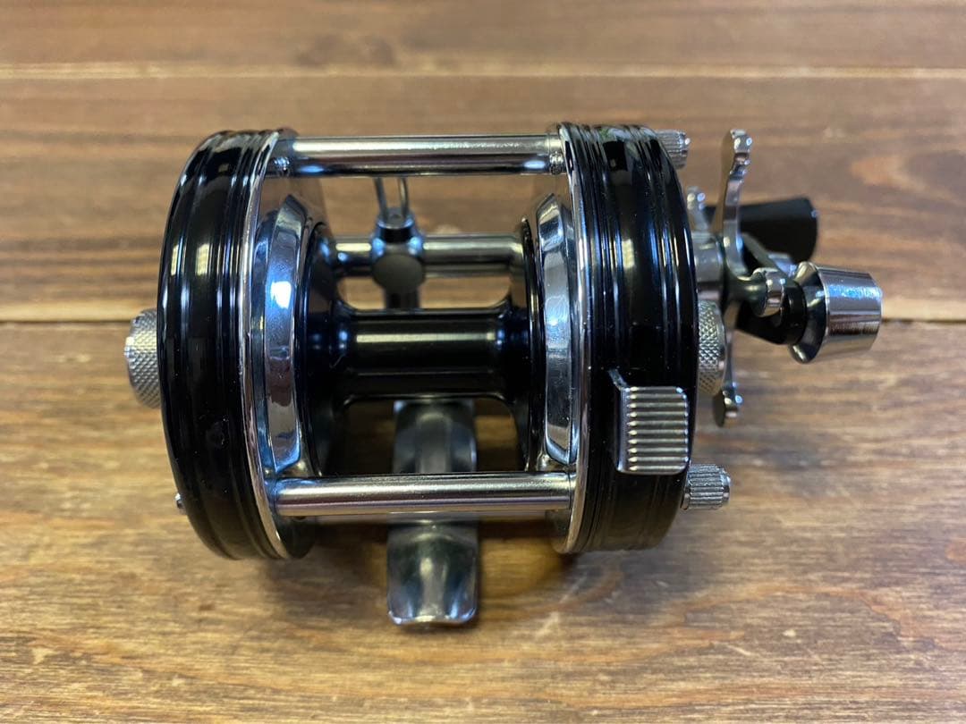 お値下げ中です！ABU 5000c アブ アンバサダー 限定品 25周年