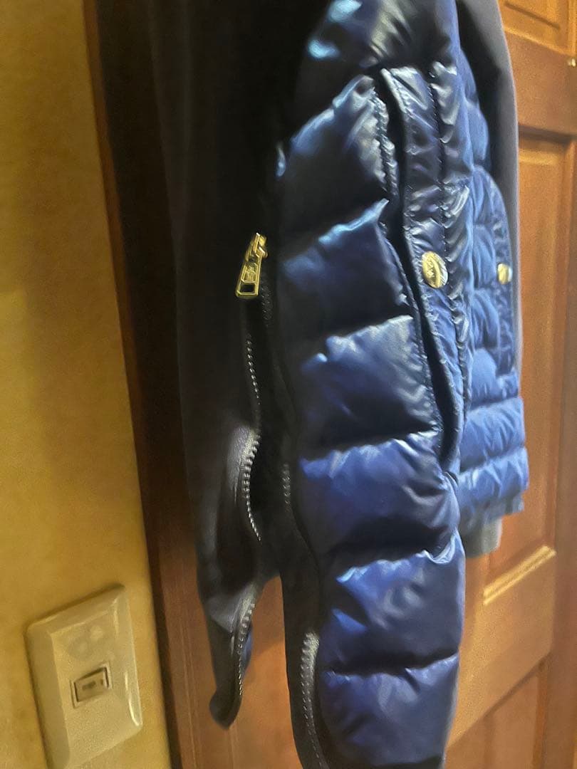 モンクレール メンズ ネイビー 切り替え ダウンジャケット