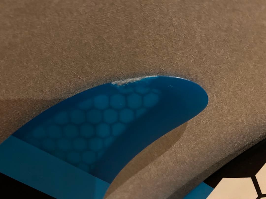 アルメリック　futures サーフボードフィン　Mサイズ