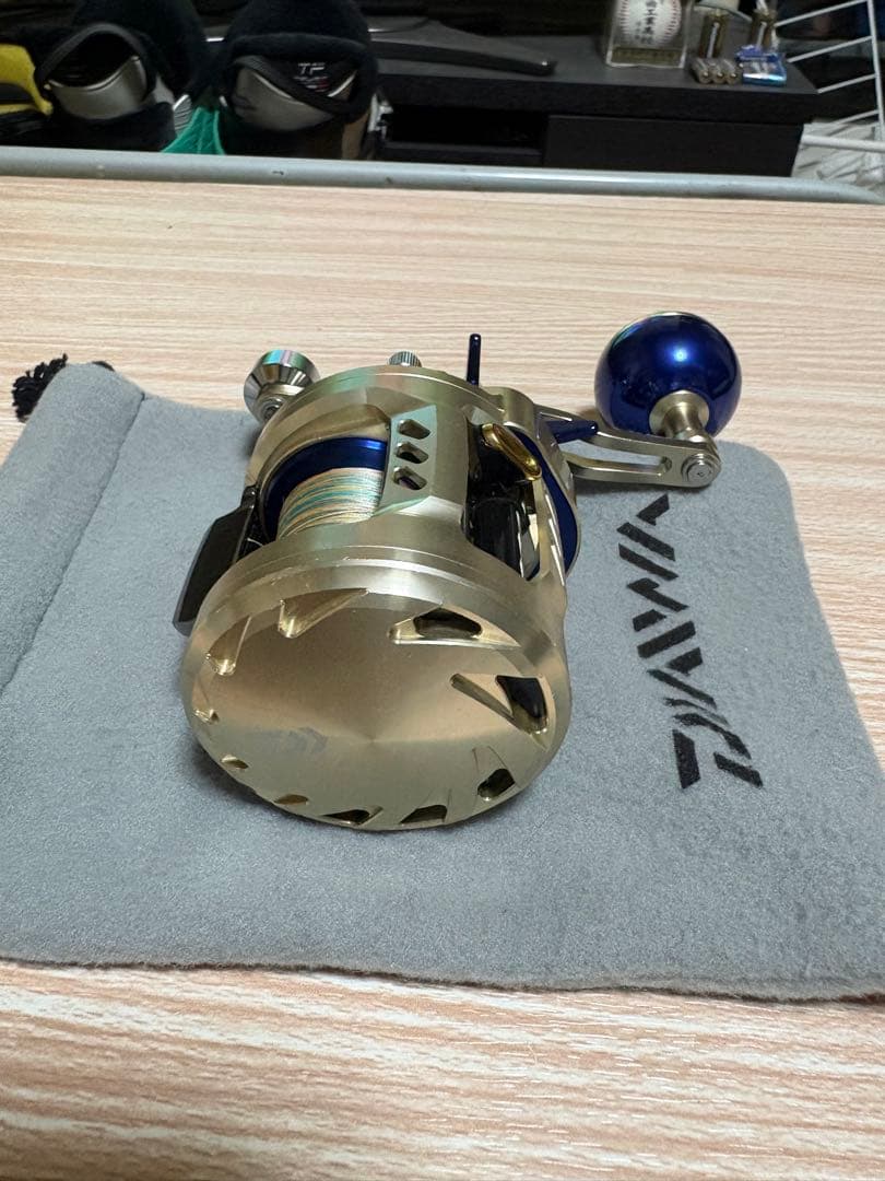リール DAIWA MILLIONAIRE BASARA 200H-L