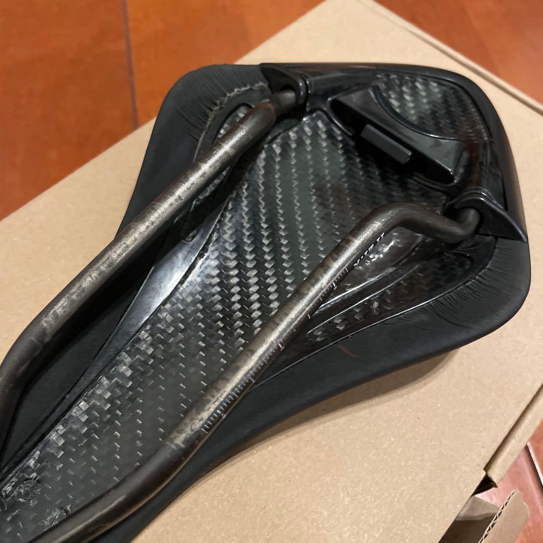 fizik Arione R3 Kium アリオネ