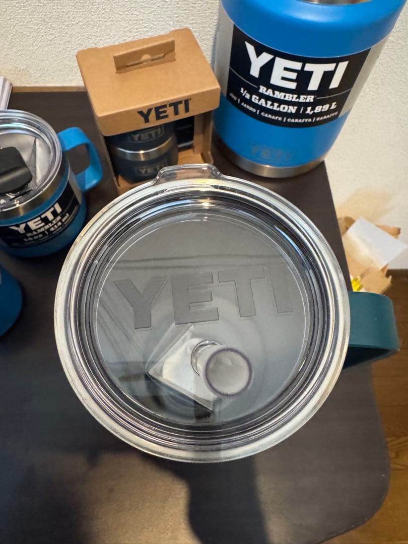 YETI Rambler 42 oz (1.2 L) ストローマグネイビー