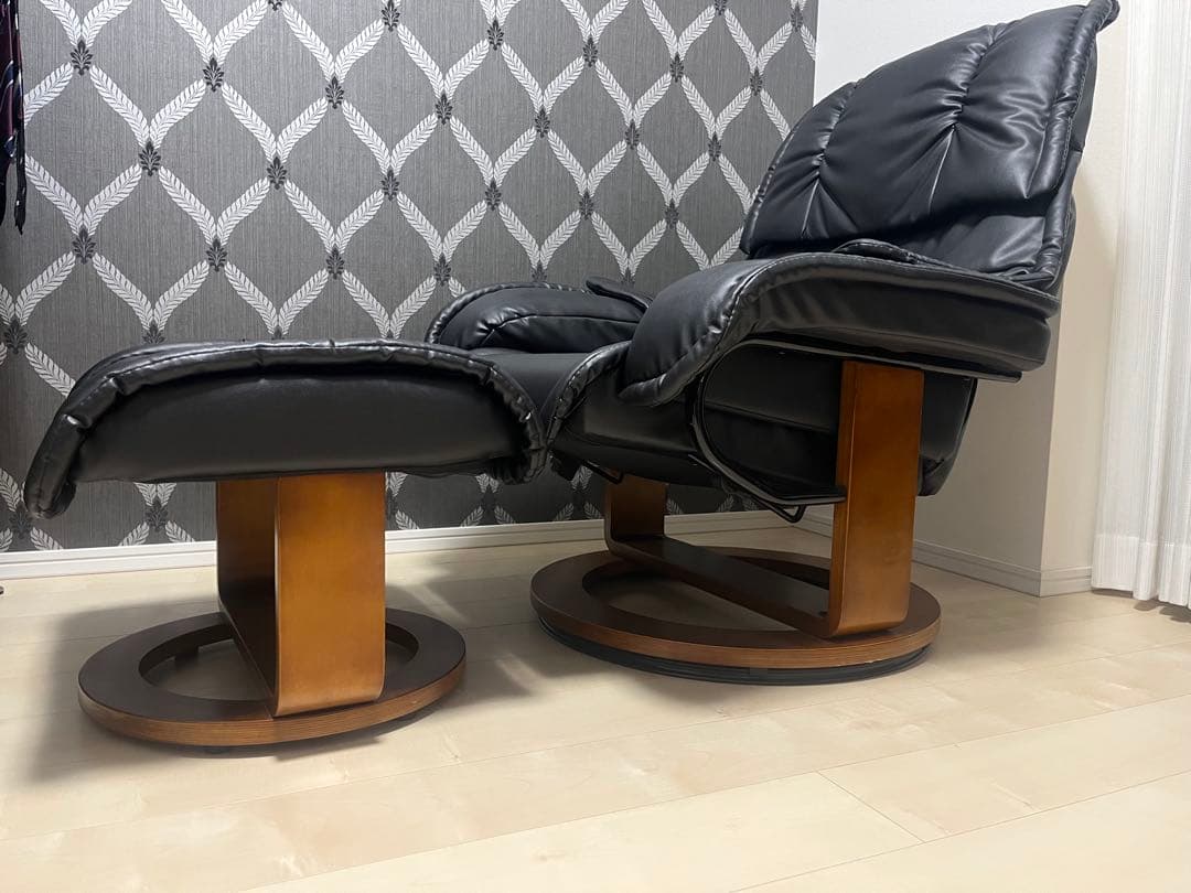 【直接受取り限定】一人用ソファ（リクライニング機能あり）