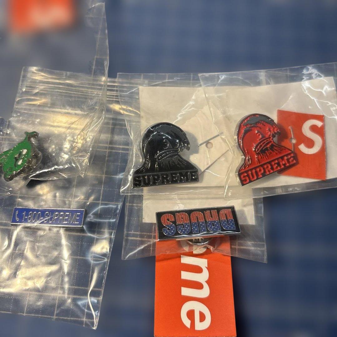 新品未使用supremeピンズ5個セットシュプリーム