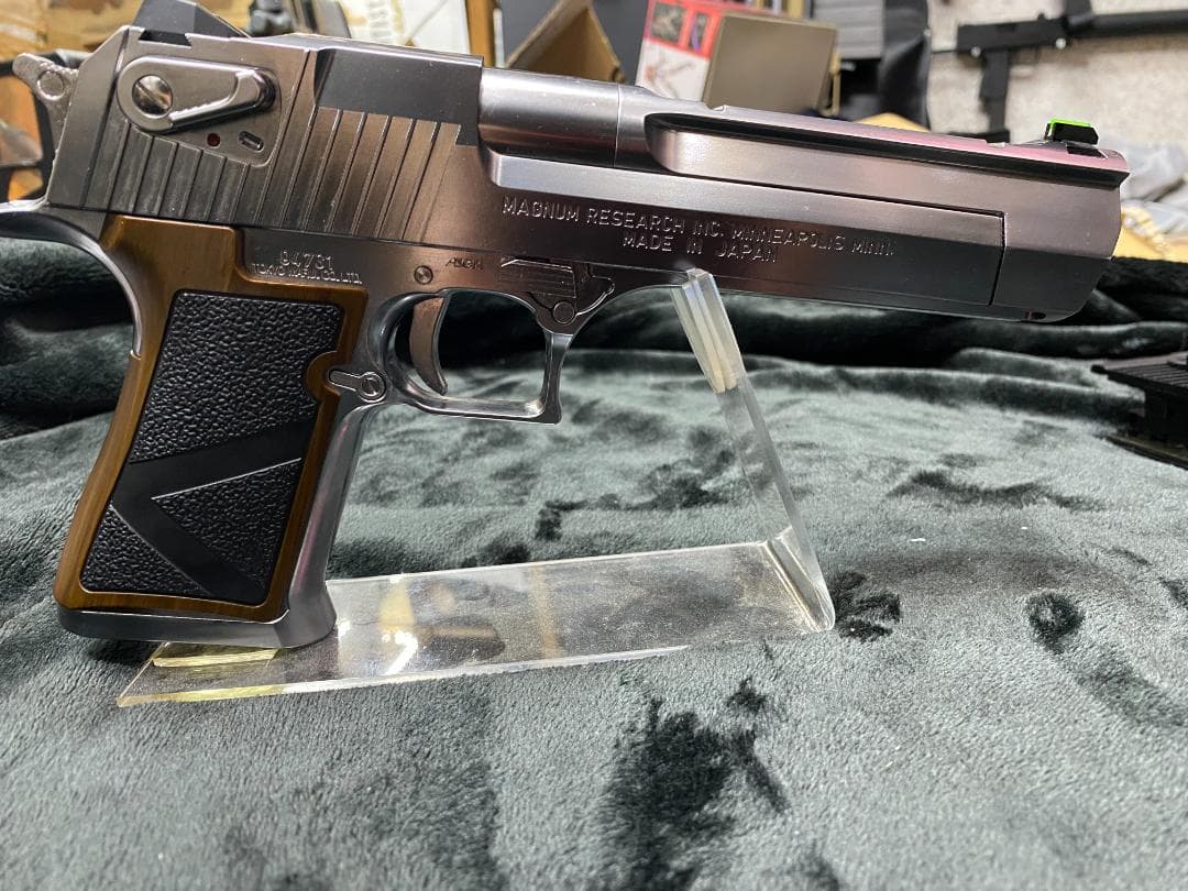 リョリョ　東京マルイ限定モデル　バイオハザードRE:2 ライトニングホーク