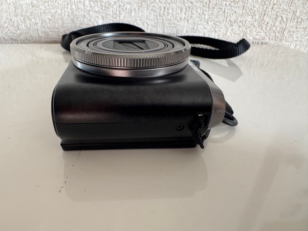 CASIO EX-ZR1100 デジタルカメラ⭕️ジャンク品⭕️