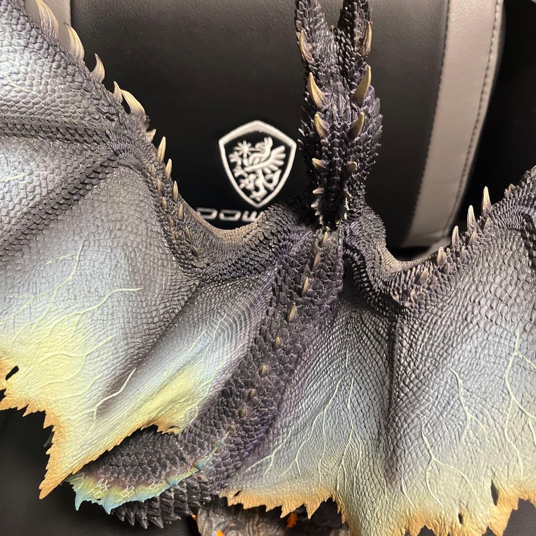 モンスターハンター アルトリオン フィギュア